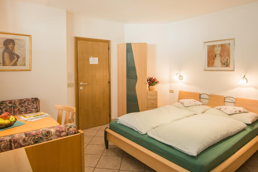 Appartment Plottenbaeck Campo Tures Bagian luar foto